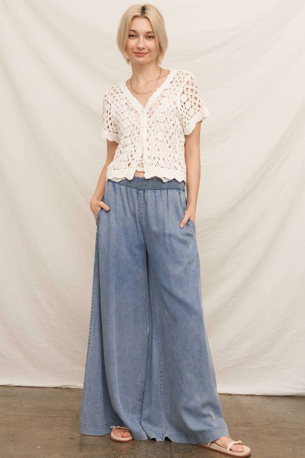 Short Sleeve V-Neck Crochet Sweater Top