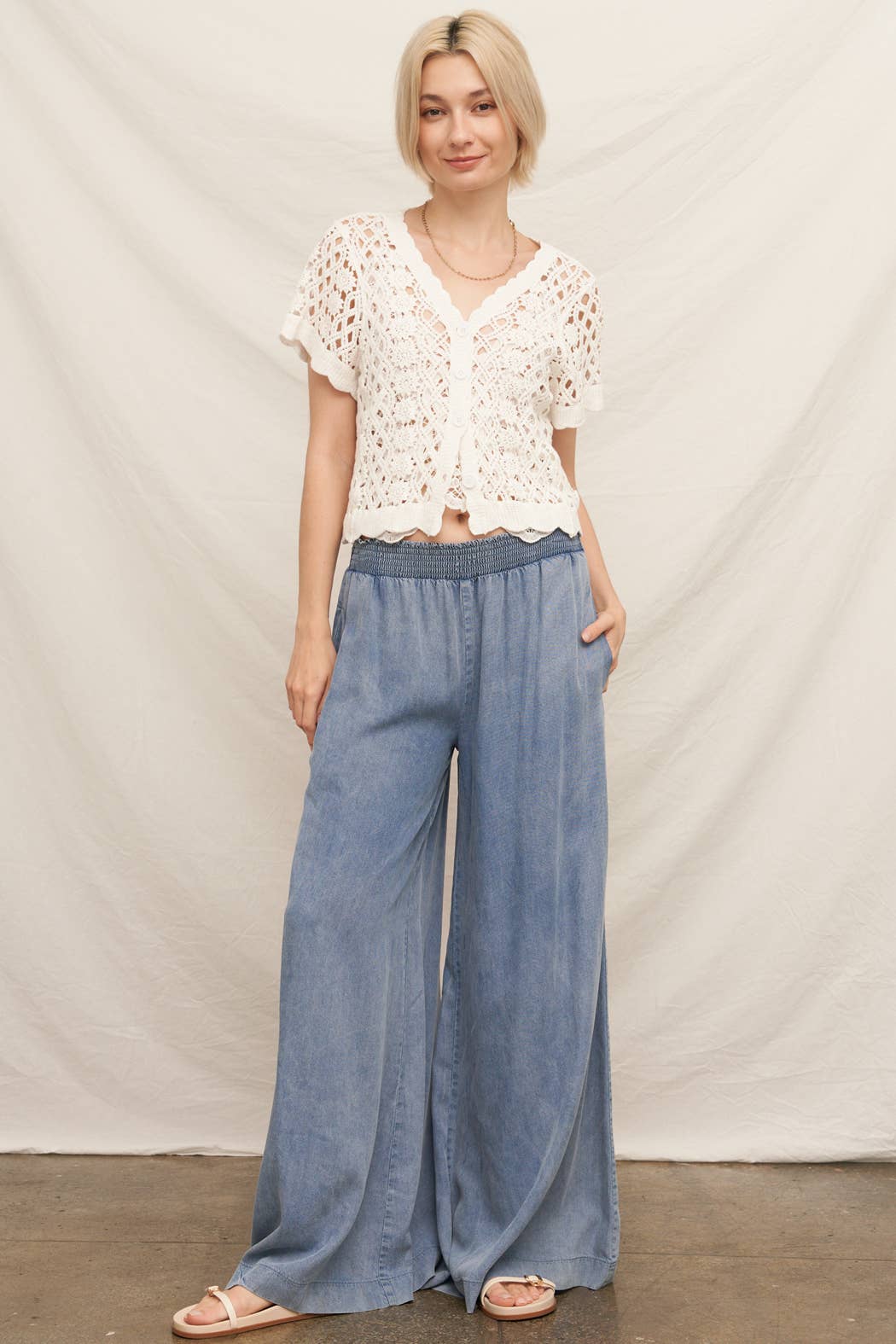 Short Sleeve V-Neck Crochet Sweater Top