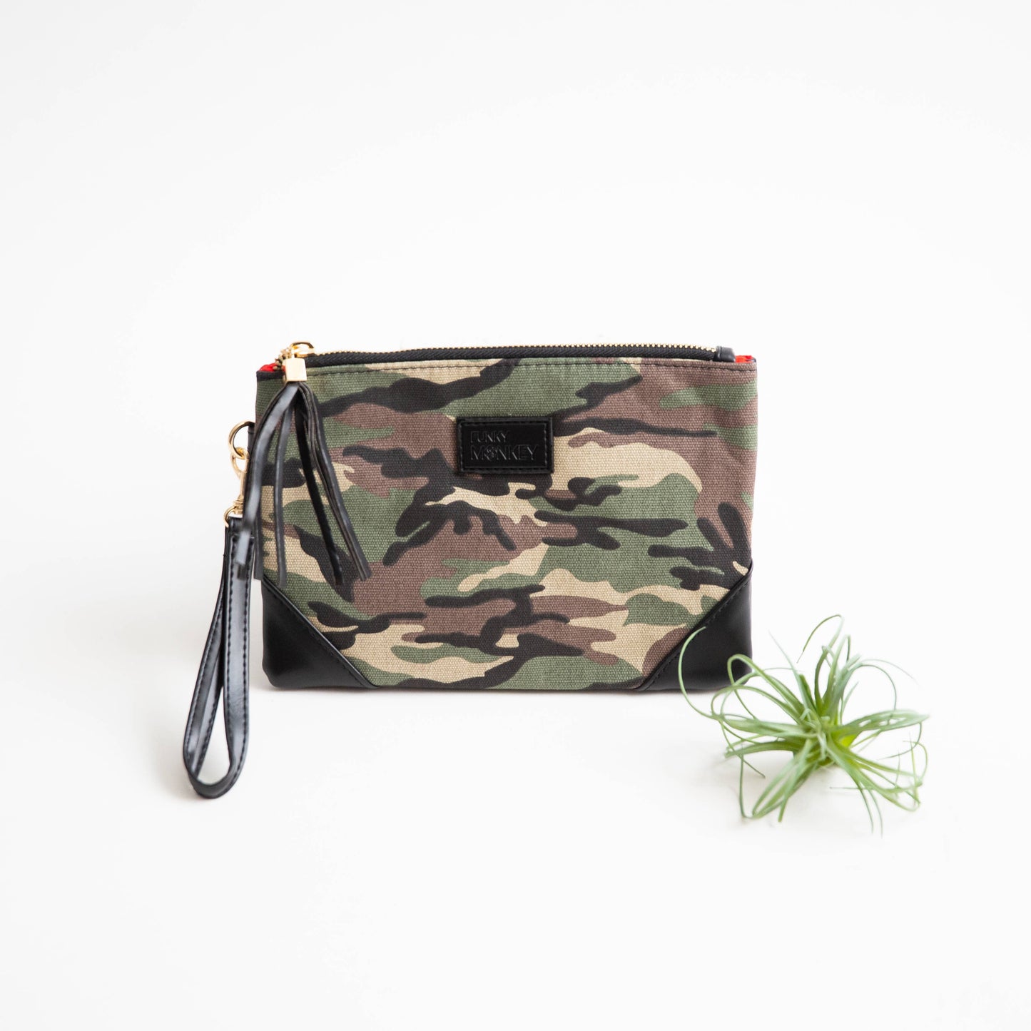 Corner Detail Wristlet- Camouflage Print