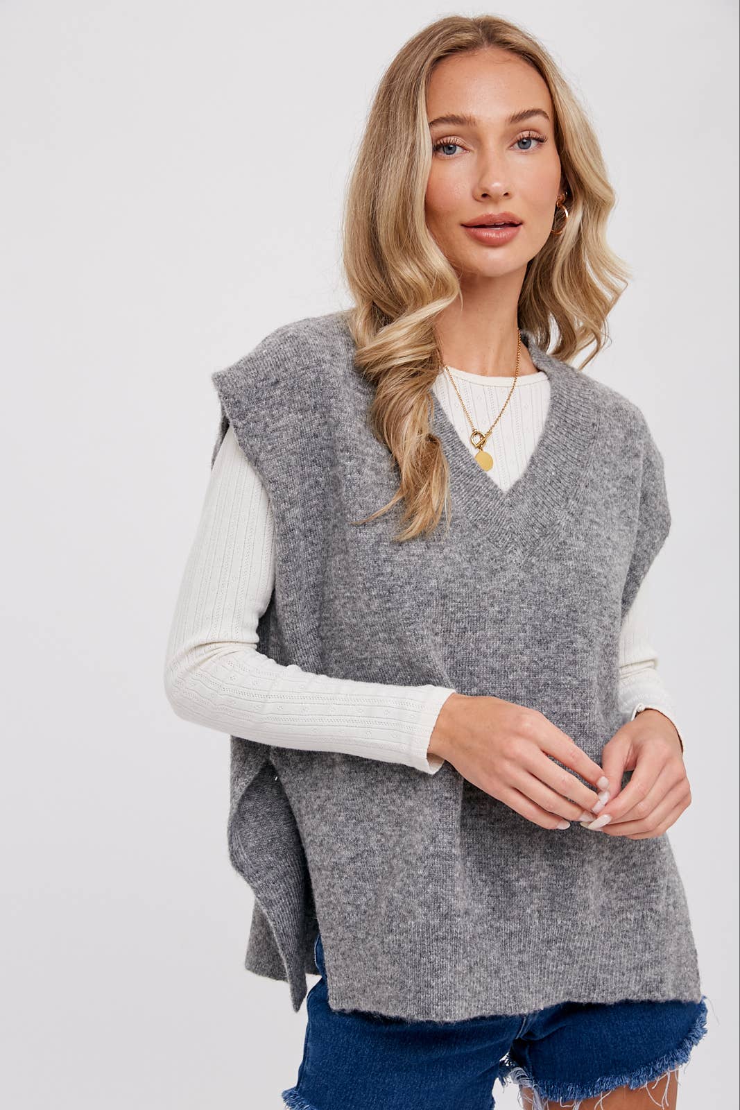 OVERSIZED KNIT VEST