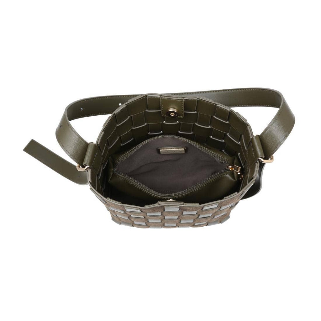 Naomi Bucket