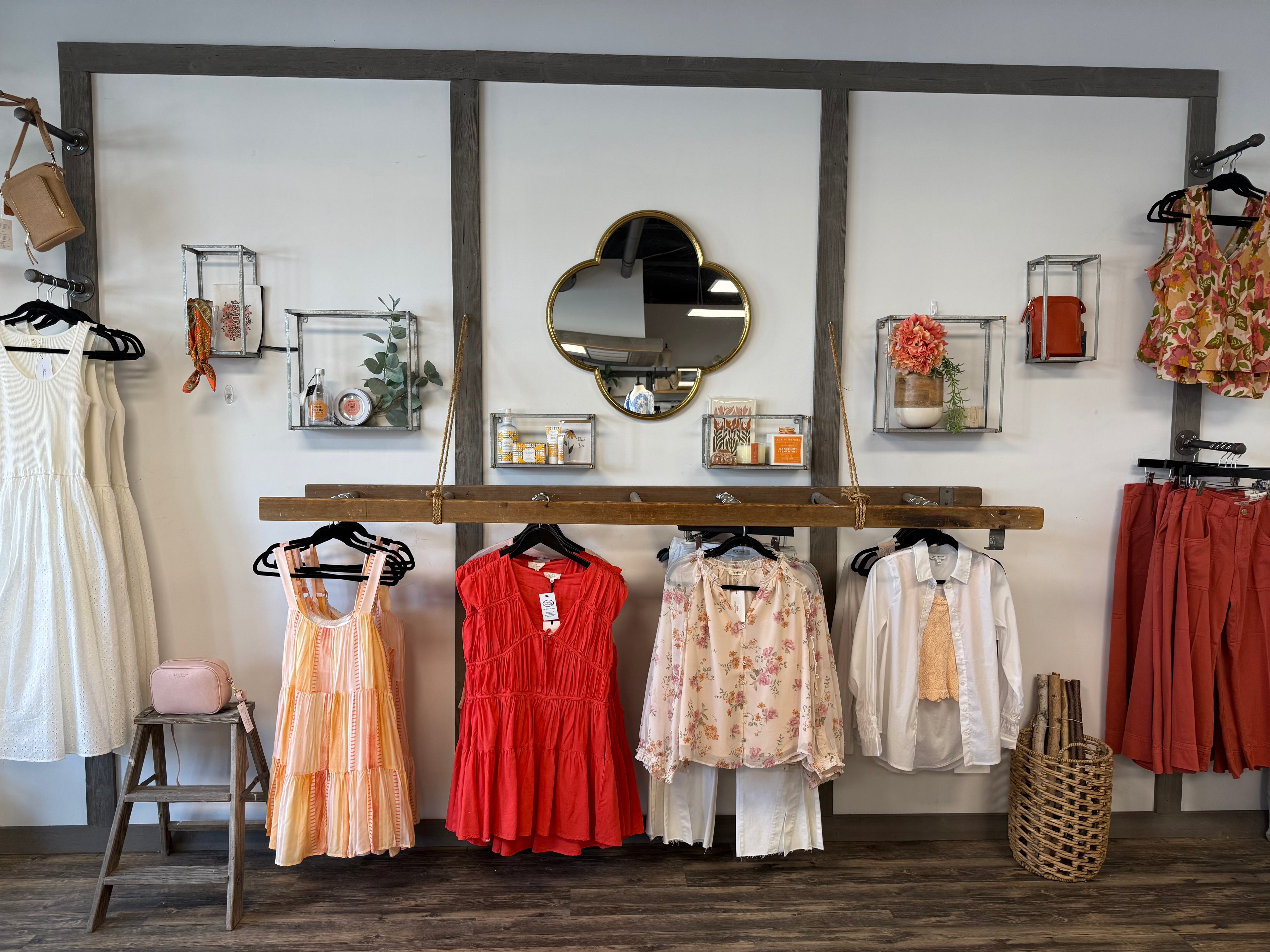 Traveling Chic Boutique CT Traveling Chic Boutique CT