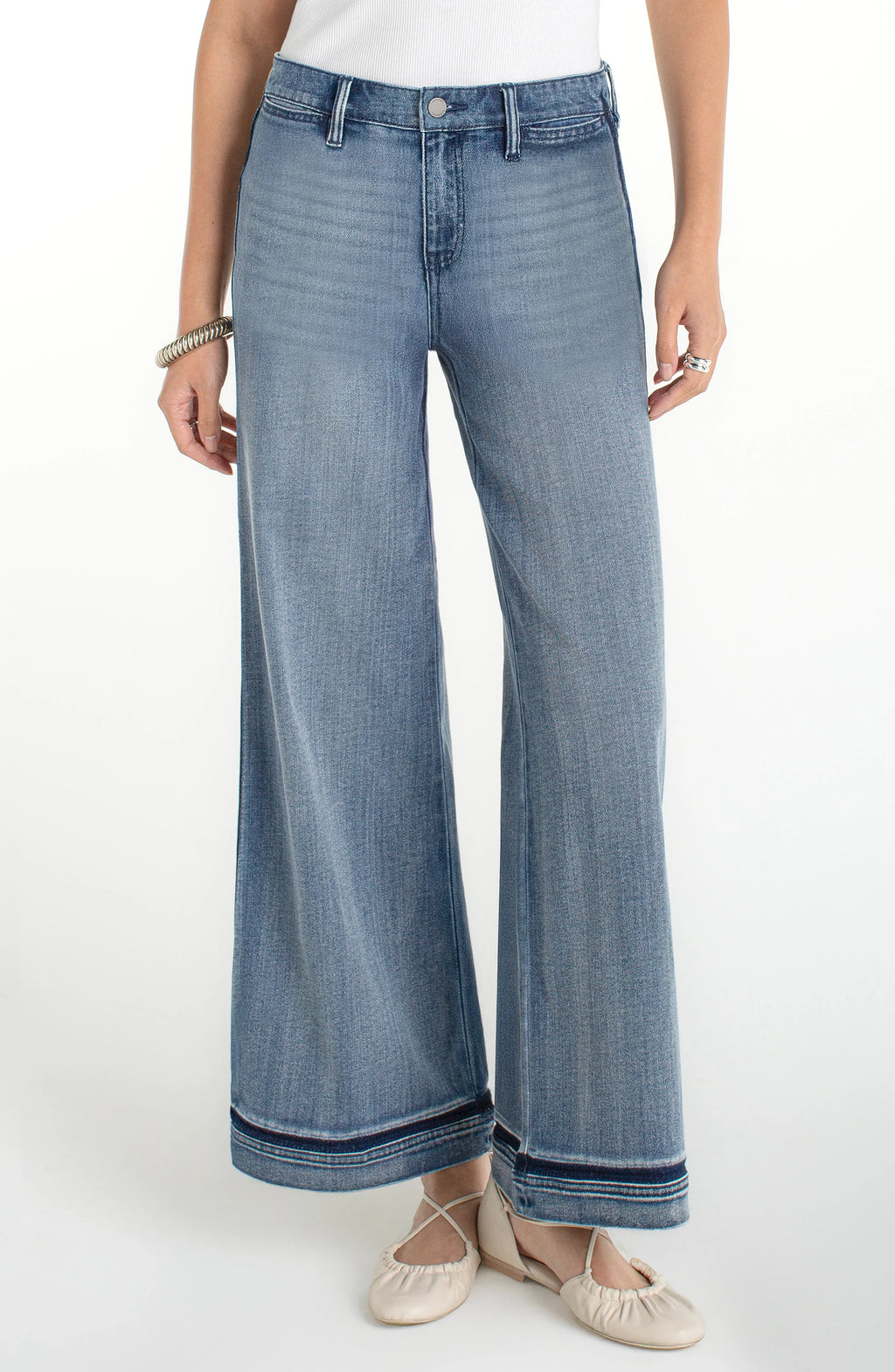 Super Stride Wide Leg with Shadow Cuff