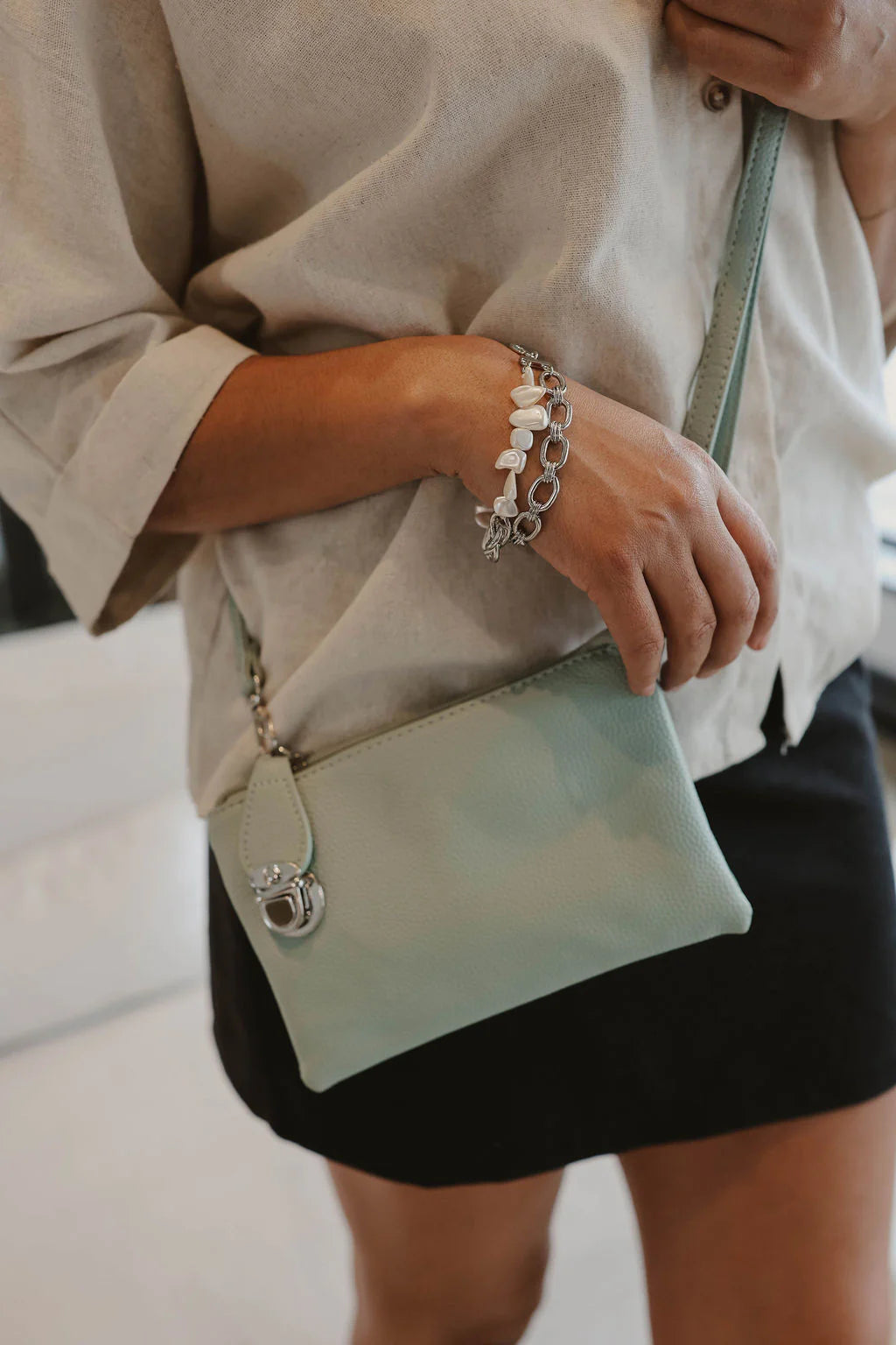 3371 Caracol Two Row Bracelet With Pearl