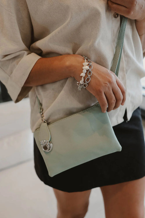 3371 Caracol Two Row Bracelet With Pearl