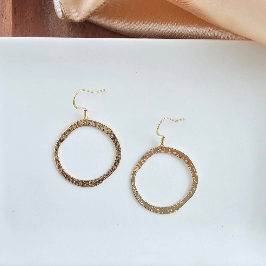 Lainey Earrings - Gold // Jewelry, Earrings, Classic