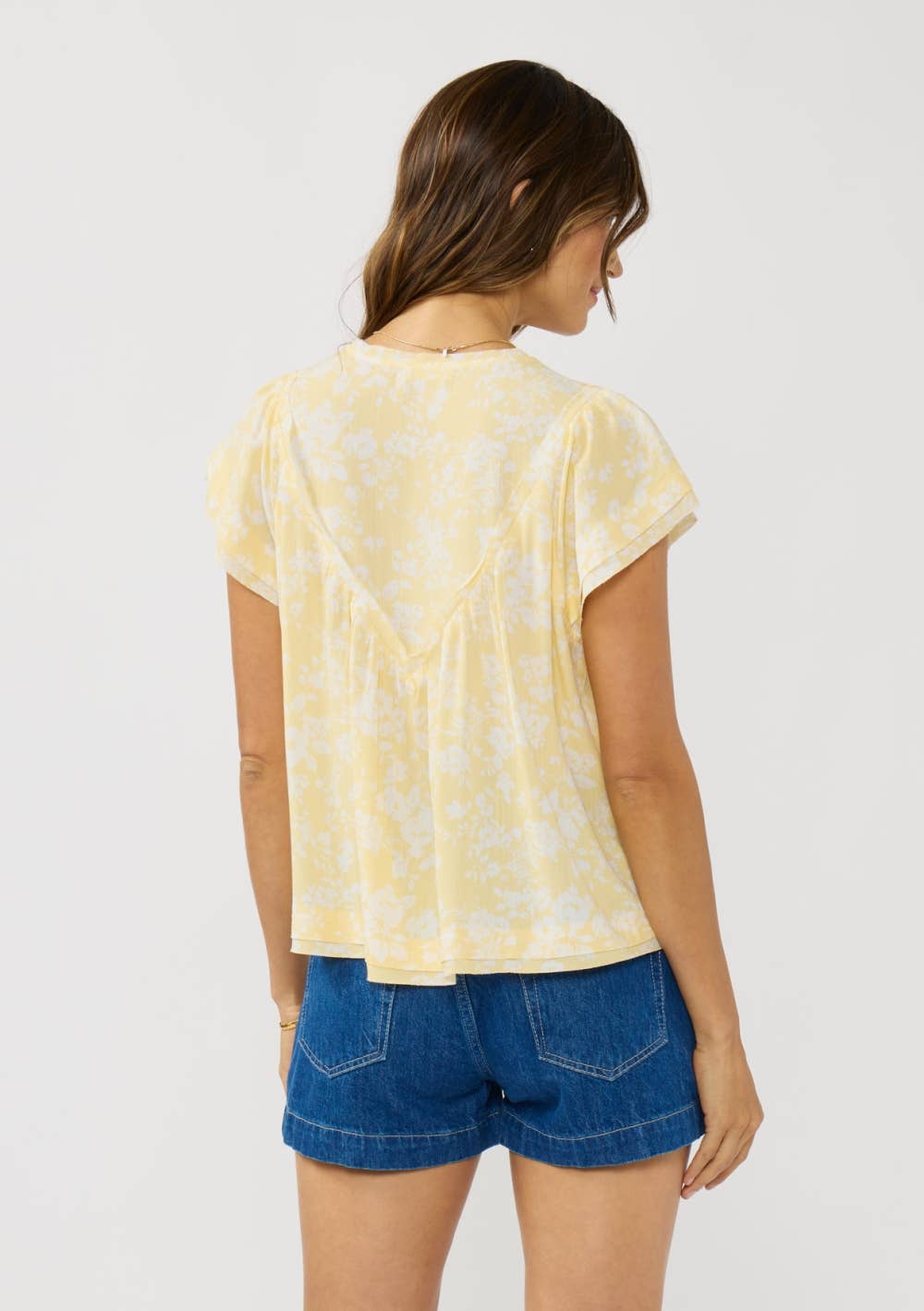 Tami Flutter Sleeve Top