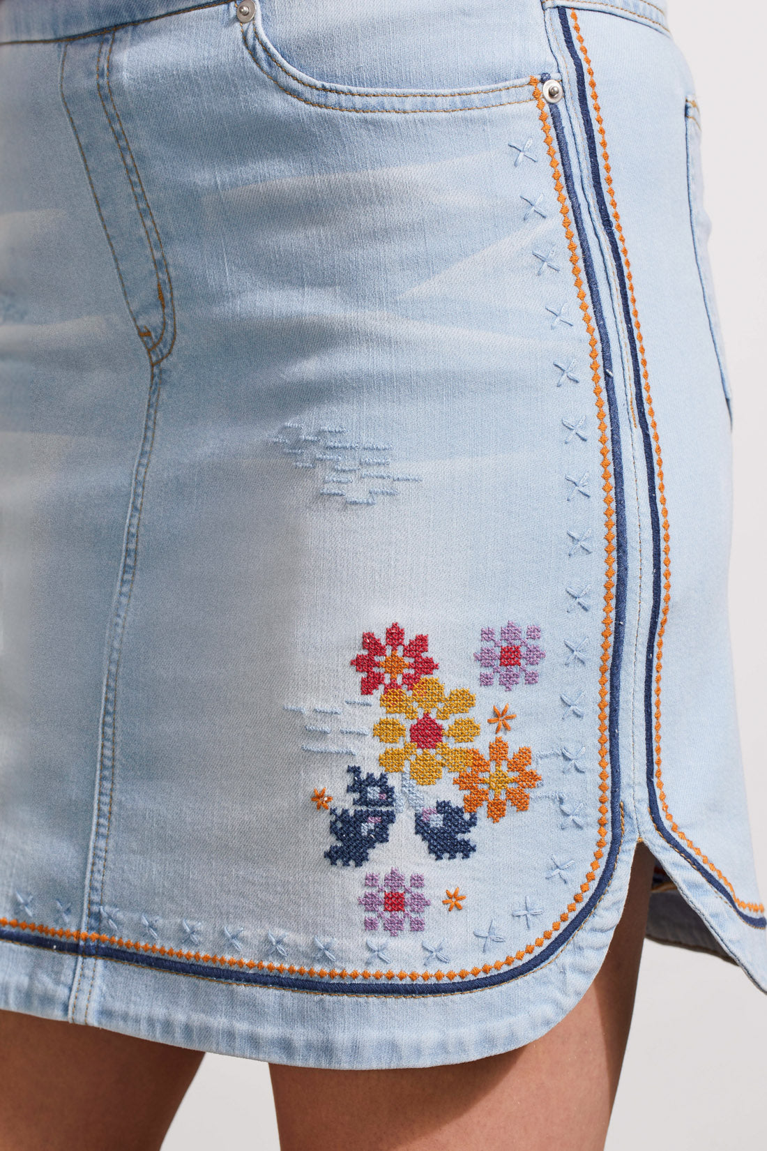 Embroidered Pull On Skort by Tribal