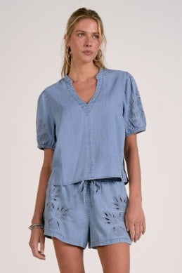 DTE11677 Elan Blue Chambrey Top
